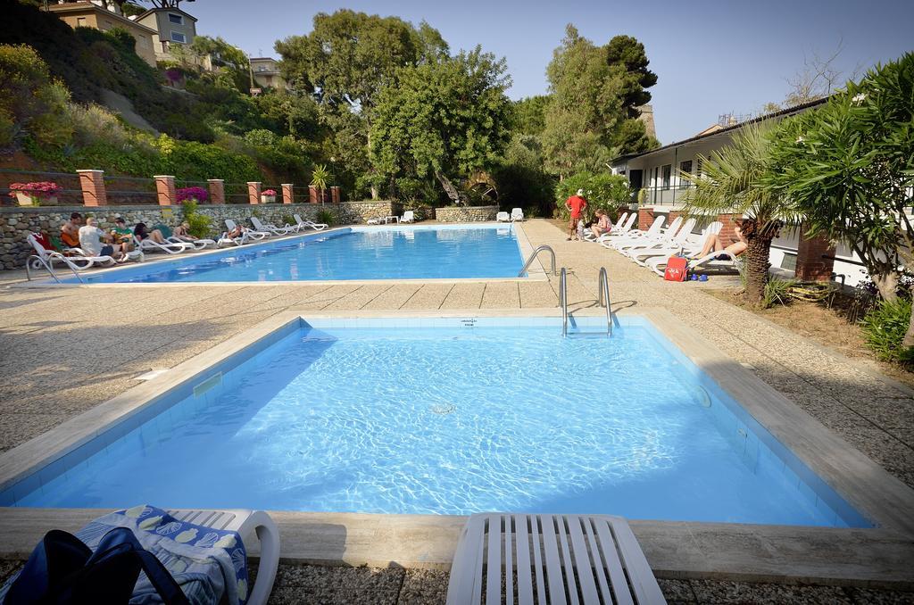 Blue Beach Bussana Zewnętrze zdjęcie