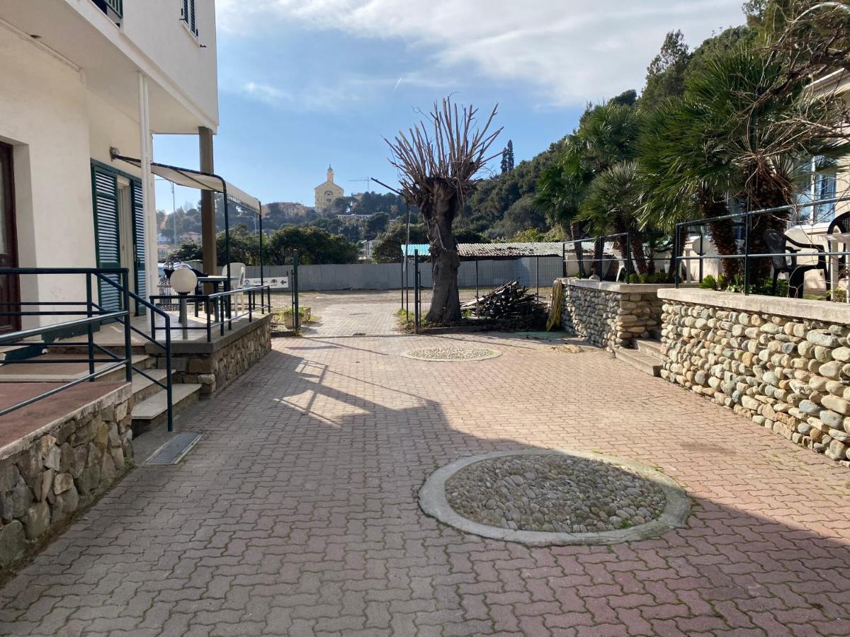 Blue Beach Bussana Zewnętrze zdjęcie