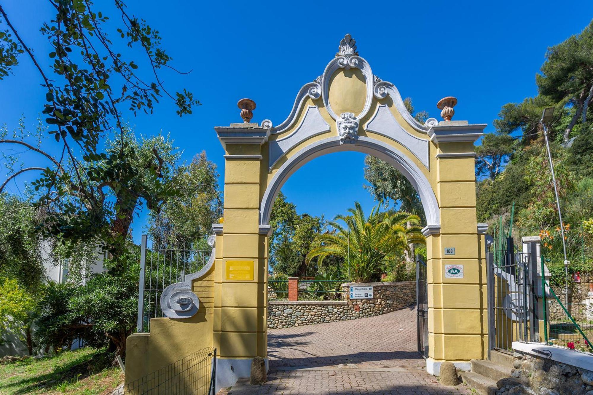 Blue Beach Bussana Zewnętrze zdjęcie