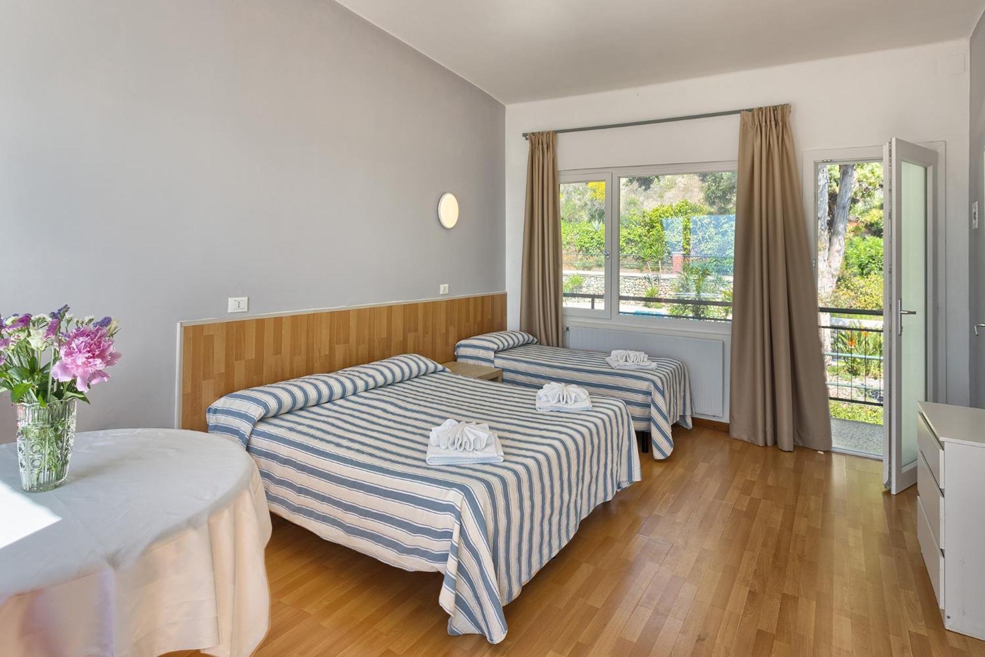 Blue Beach Bussana Zewnętrze zdjęcie