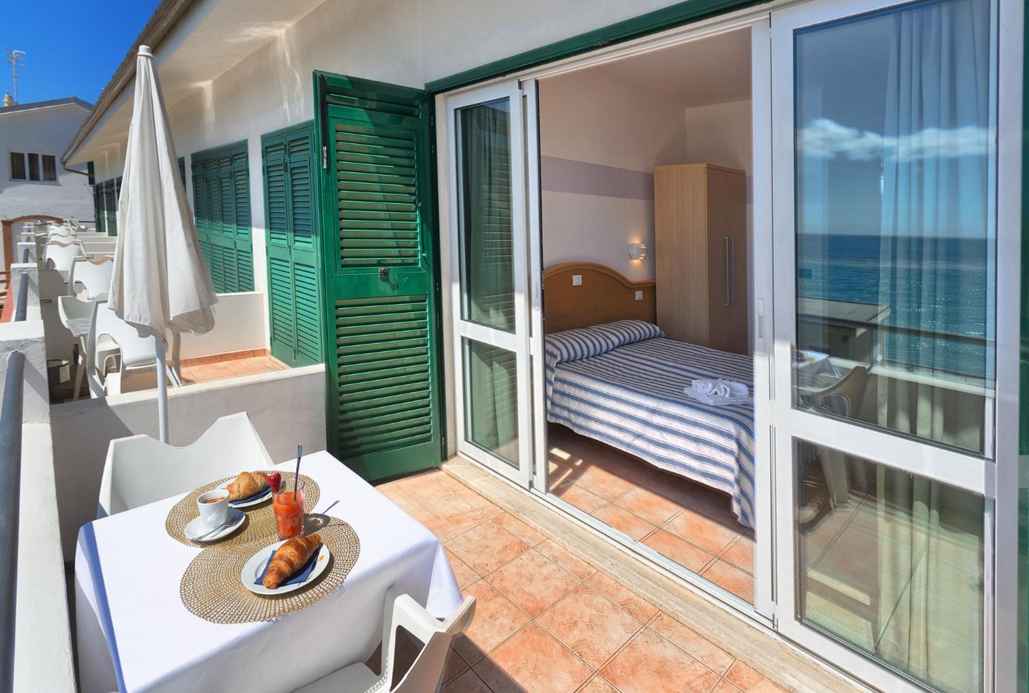 Blue Beach Bussana Zewnętrze zdjęcie