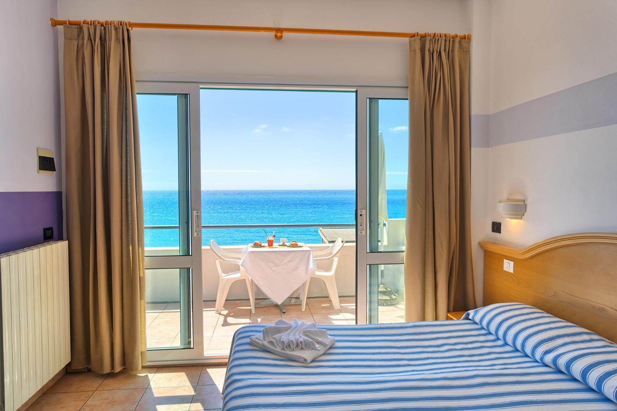 Blue Beach Bussana Zewnętrze zdjęcie