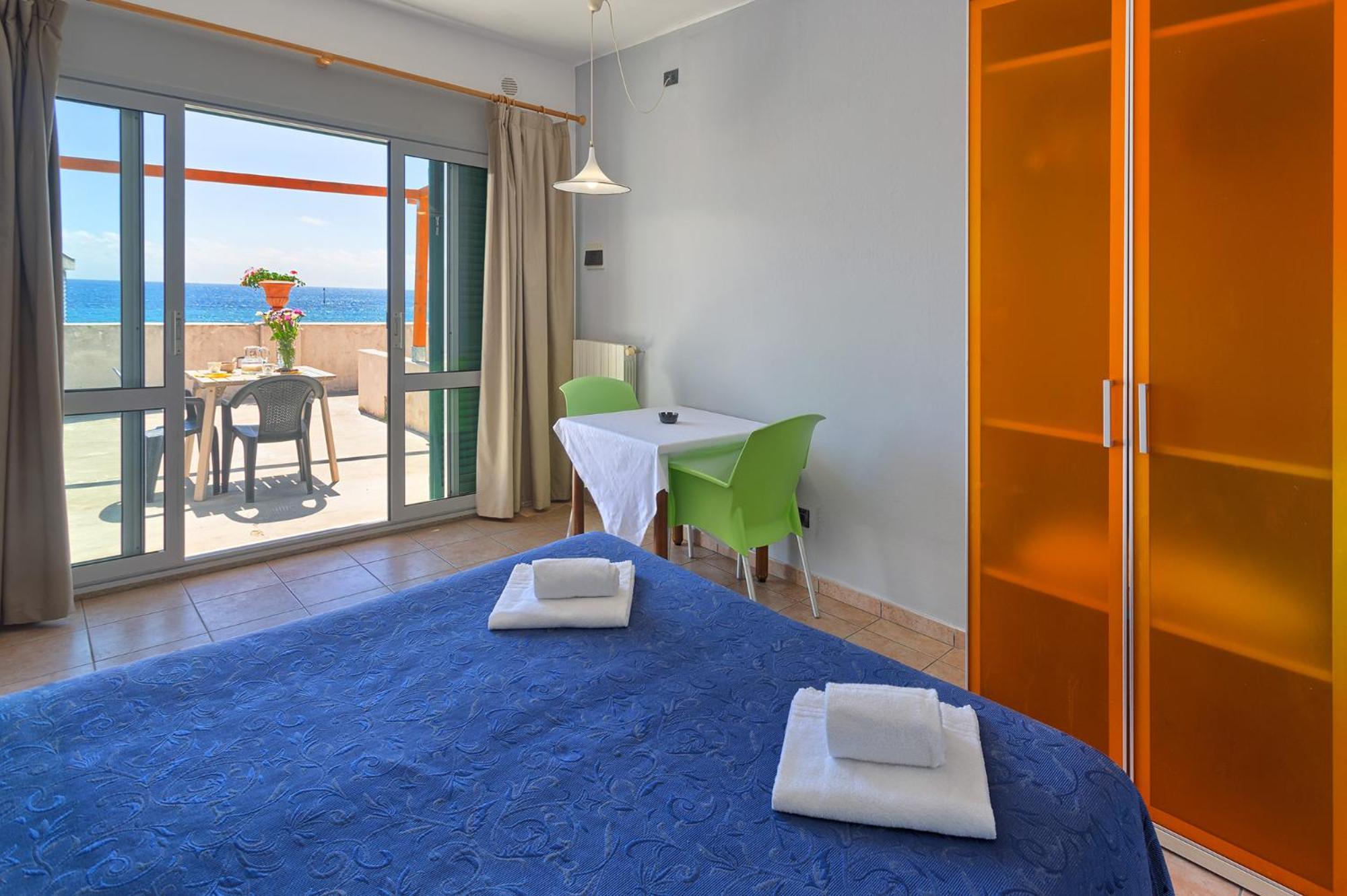 Blue Beach Bussana Zewnętrze zdjęcie